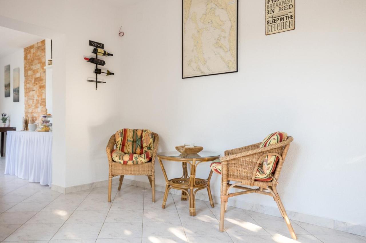 Dubasa B&B Vantacici Ngoại thất bức ảnh