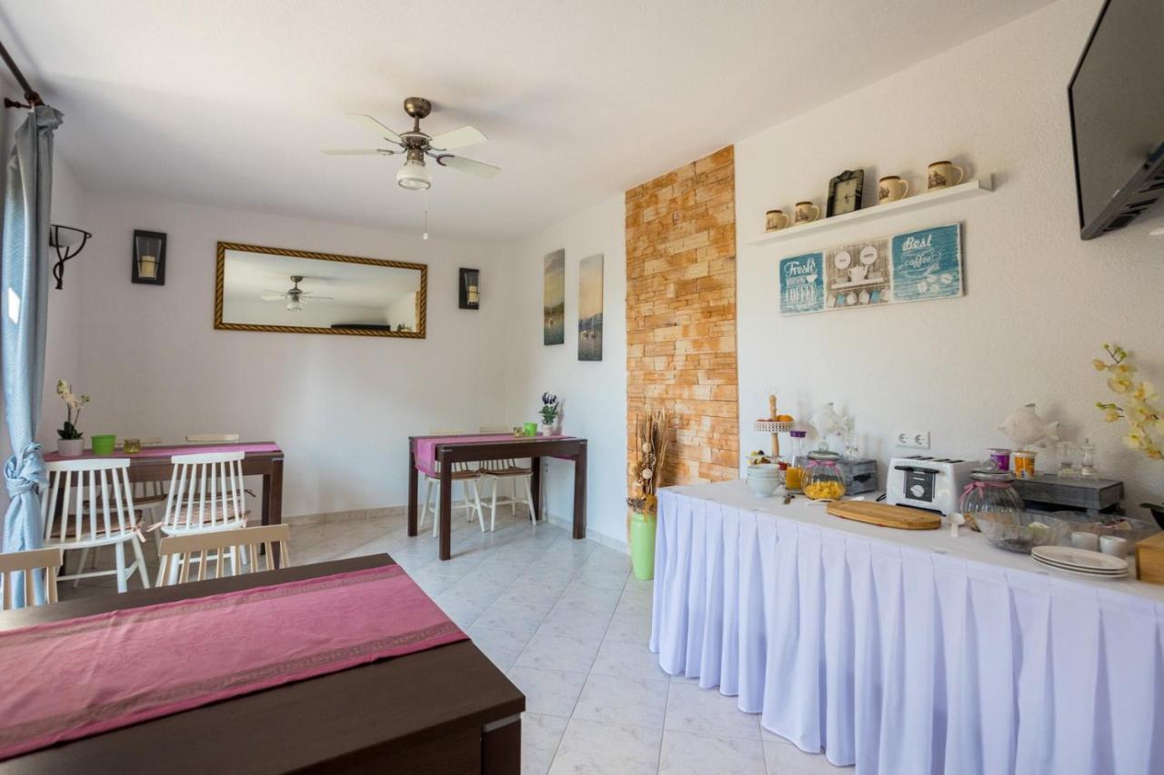 Dubasa B&B Vantacici Ngoại thất bức ảnh