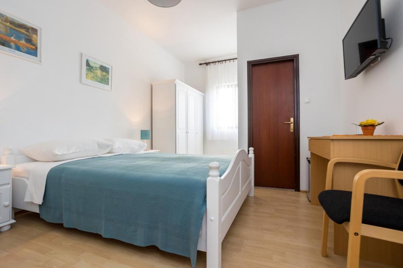 Dubasa B&B Vantacici Ngoại thất bức ảnh
